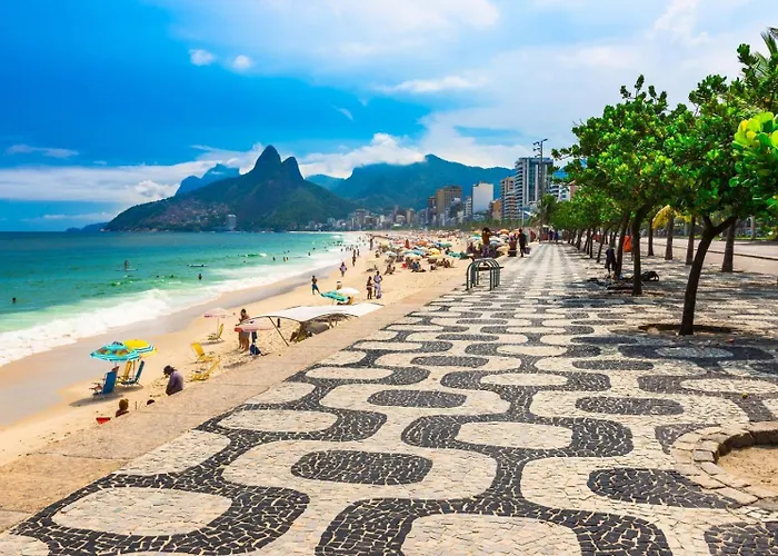 Seu Flat em IPANEMA util e agradável,1quarto E 1mezanino na rua do Hotel Fasano Rio de Janeiro